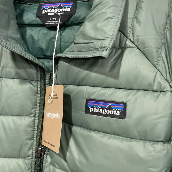 Patagonia XXL Women’s Down Sweater Puffer Jacket Hemlock Green NWT - Picture 3 of 14